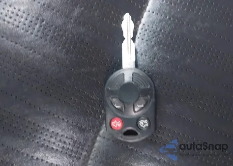 2010 Ford Fusion Sport z USA, uszkodzony, nr VIN 3FAHP0KC3AR204935